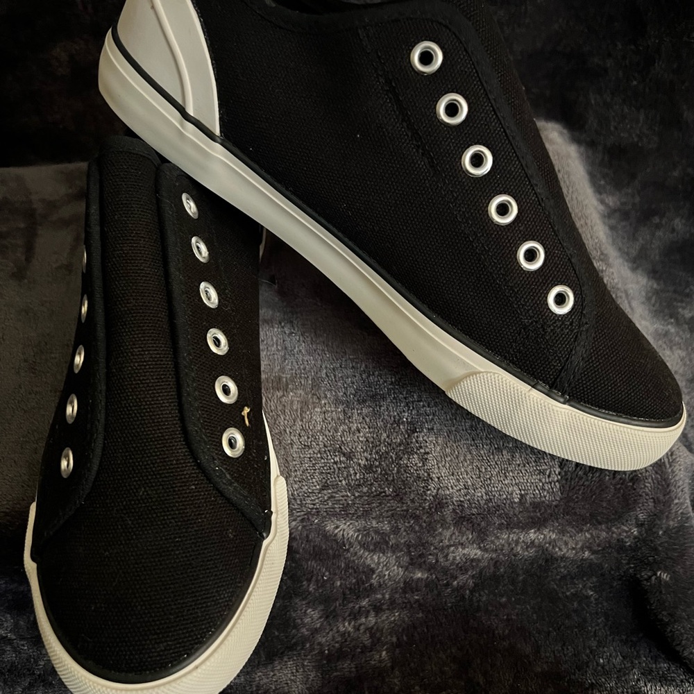 NEW JustFab Slip-on Sneakers